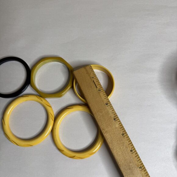 Vtg Bakelite Bangle Bracelets Craved Yellow Green TESTED MCM Retro Spacer Corn - Picture 14 of 16